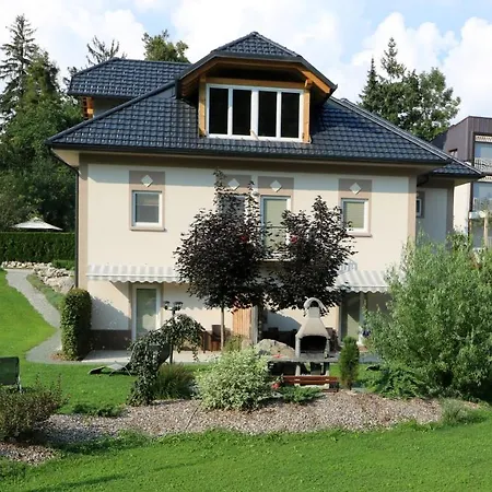 شقة فيكتوريا *