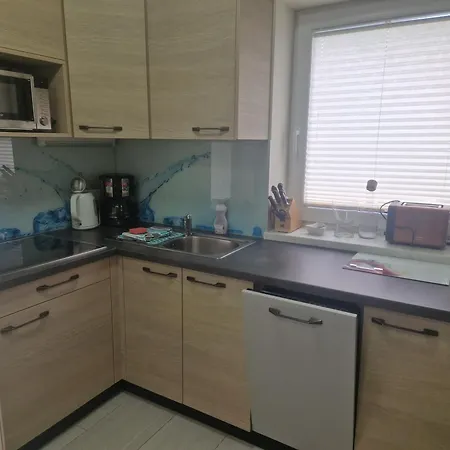 فيكتوريا بليد